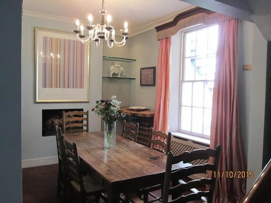 Seaside Garden Flat In Kemp Town Hove Appartamento